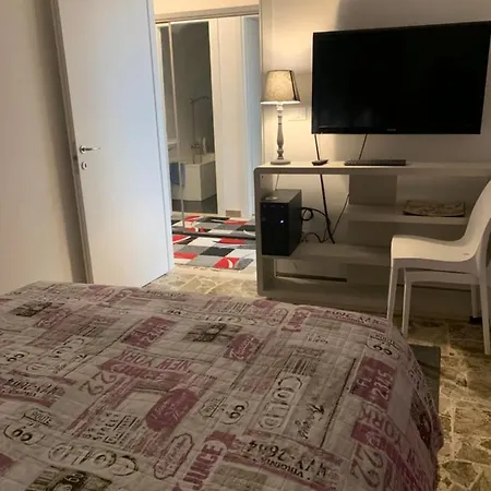 La Petite Maison *
